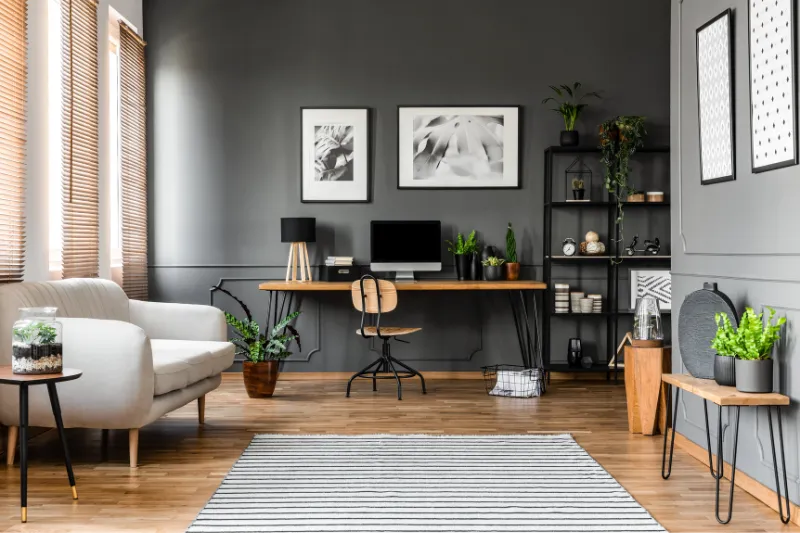 Navigating Home Buying in the Winter Market: Advantages & Strategies